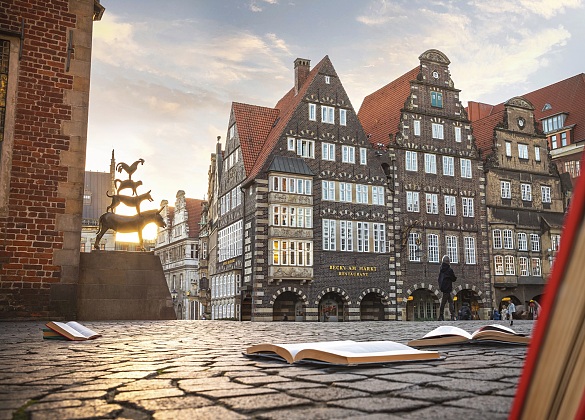 a photo of Tartu Town Hall Square at sunset